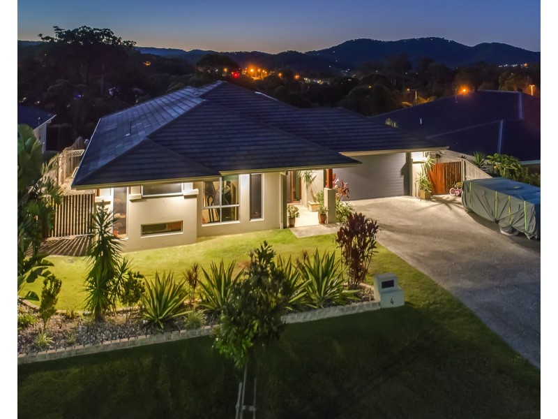 4 Allington Circuit, Maudsland QLD 4210