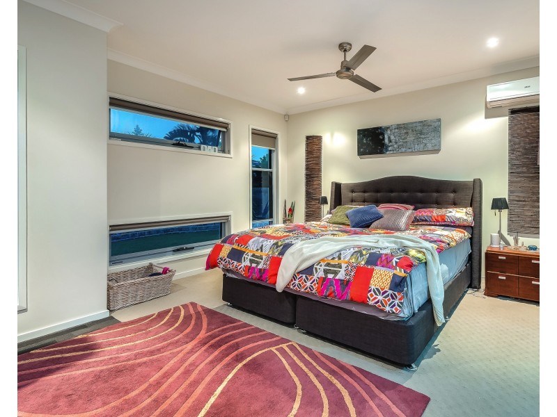 4 Allington Circuit, Maudsland QLD 4210