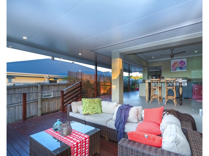 4 Allington Circuit, Maudsland QLD 4210
