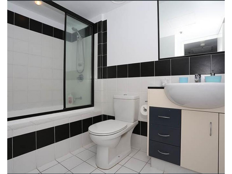 2865 Gold Coast Highway, Surfers Paradise QLD 4217
