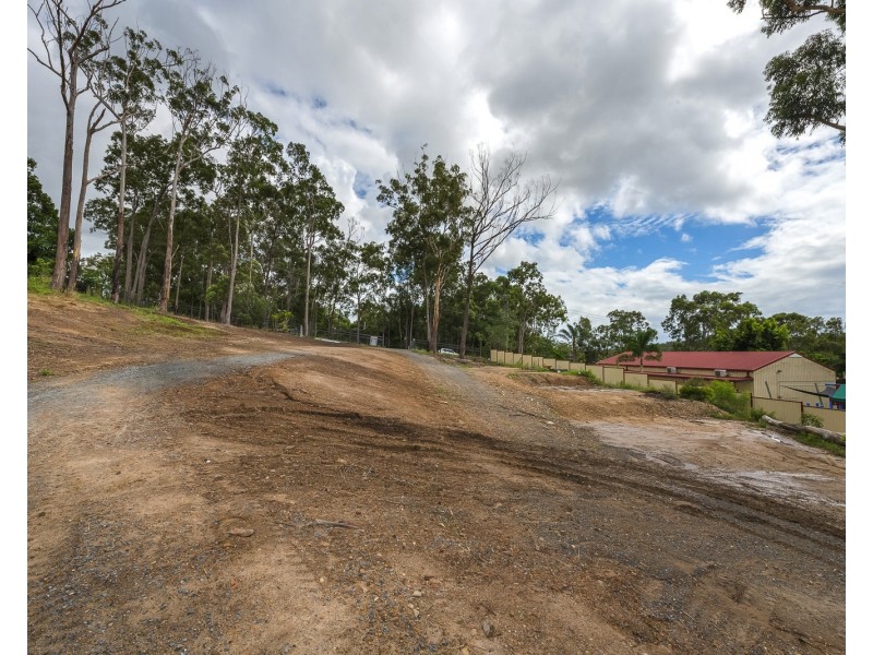 4 Arjuna Way, Gaven QLD 4211
