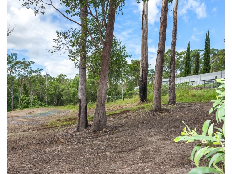 4 Arjuna Way, Gaven QLD 4211