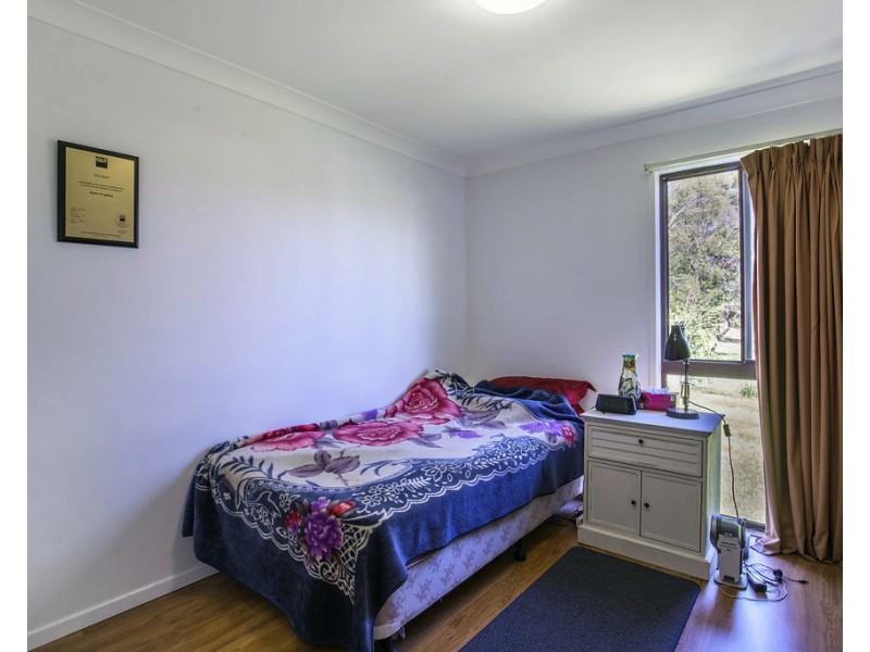 16 Kylie Street, Arundel QLD 4214