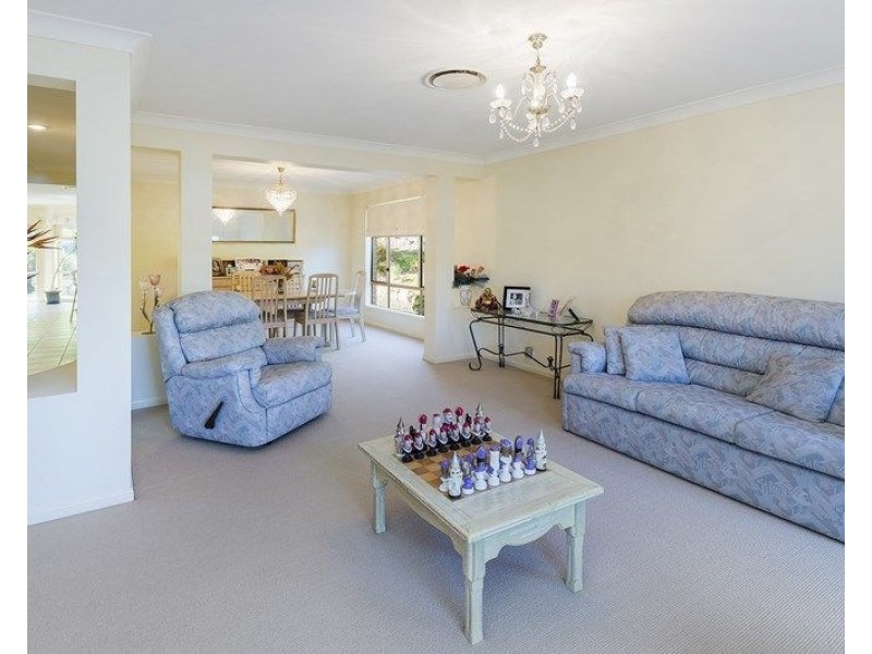 18 Hazlett Street, Maudsland QLD 4210