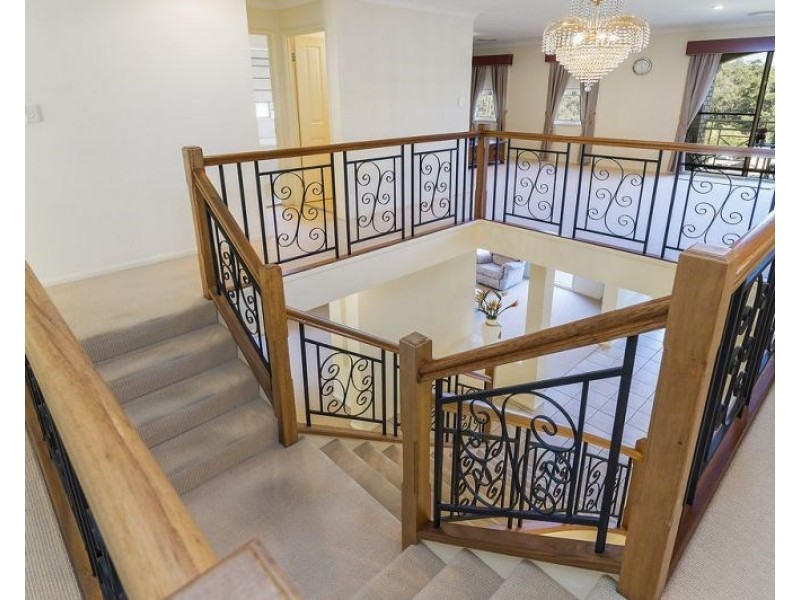 18 Hazlett Street, Maudsland QLD 4210