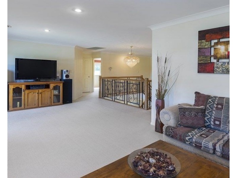 18 Hazlett Street, Maudsland QLD 4210