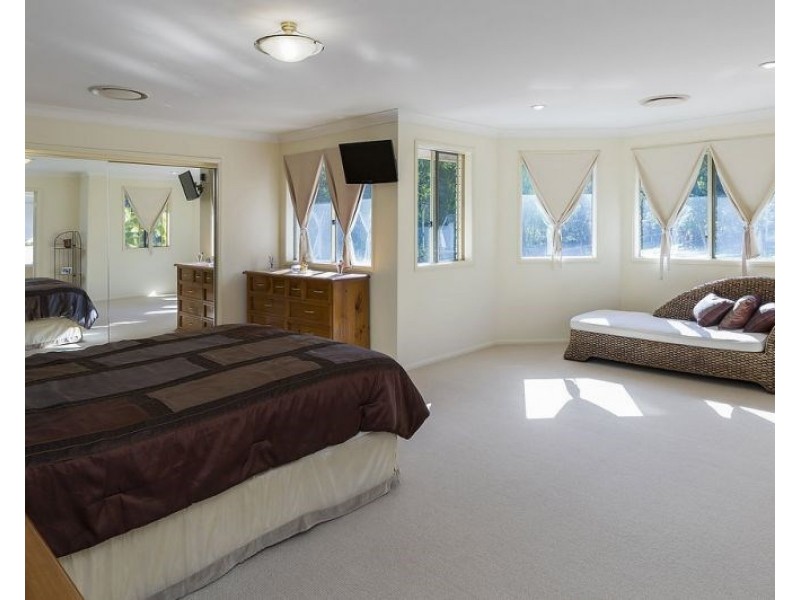 18 Hazlett Street, Maudsland QLD 4210