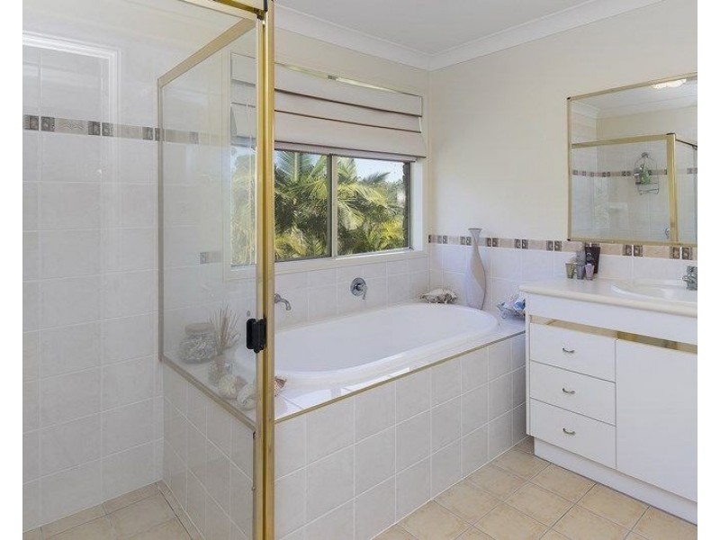 18 Hazlett Street, Maudsland QLD 4210