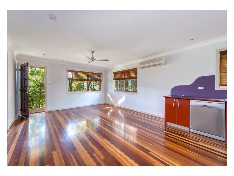 40 Blake Street, Southport QLD 4215