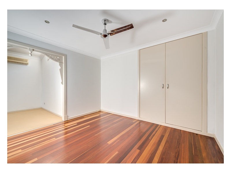 40 Blake Street, Southport QLD 4215