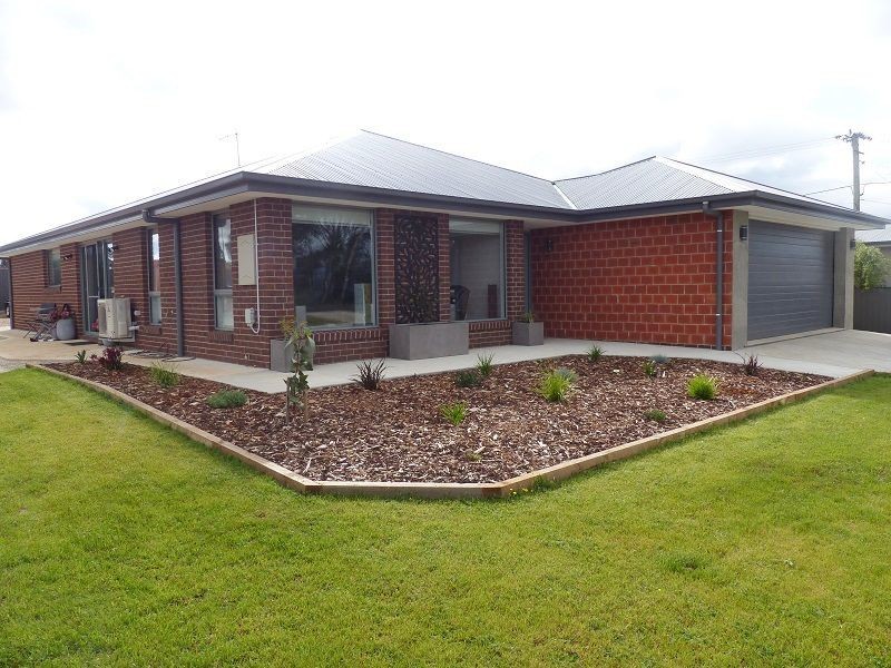 173 Emu Bay Road, Deloraine TAS 7304
