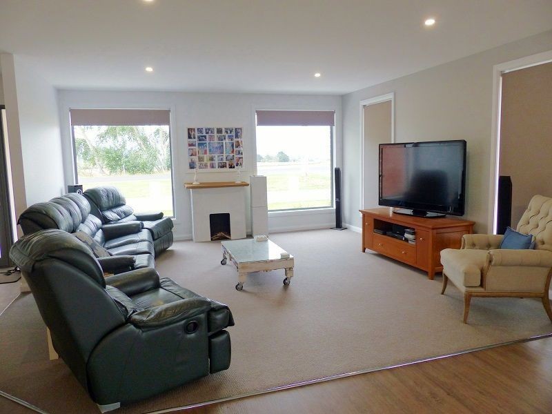 173 Emu Bay Road, Deloraine TAS 7304
