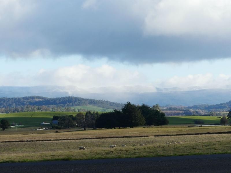173 Emu Bay Road, Deloraine TAS 7304