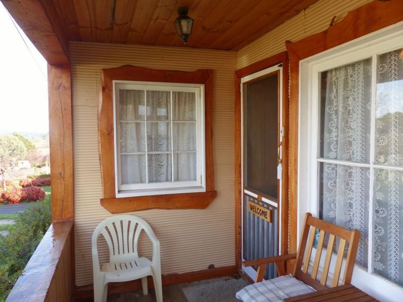 39 Tower Hill Street, Deloraine TAS 7304