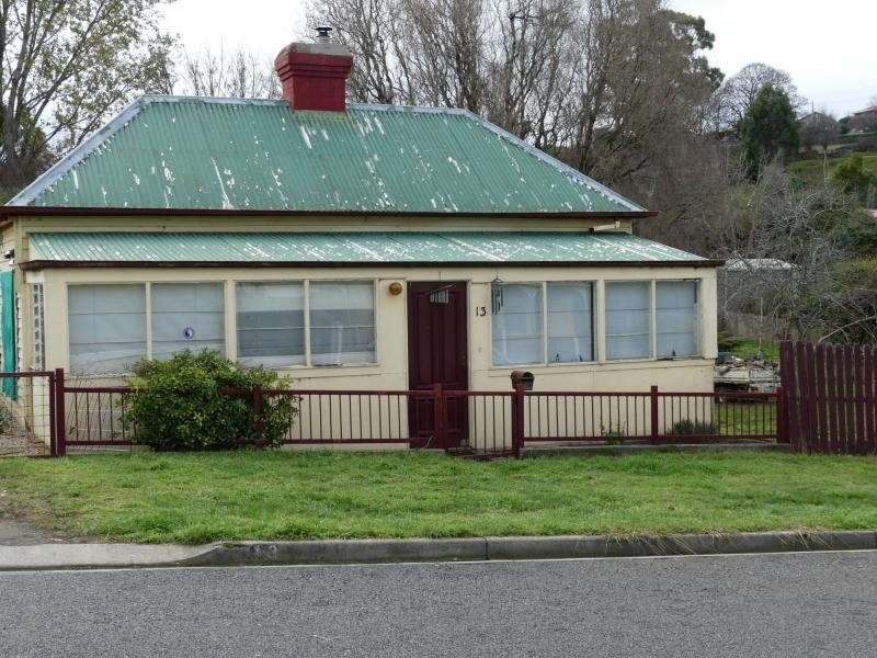 13 Parsonage Street, Deloraine TAS 7304