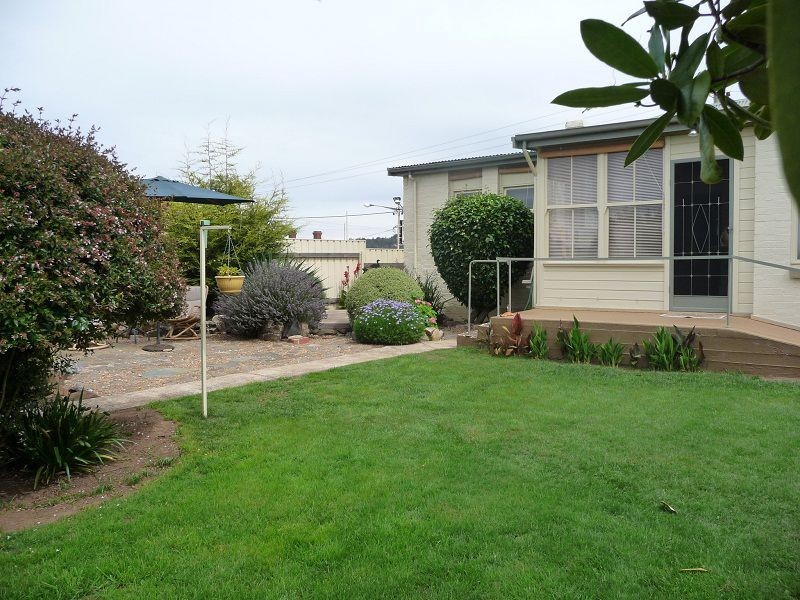77 Emu Bay Road, Deloraine TAS 7304