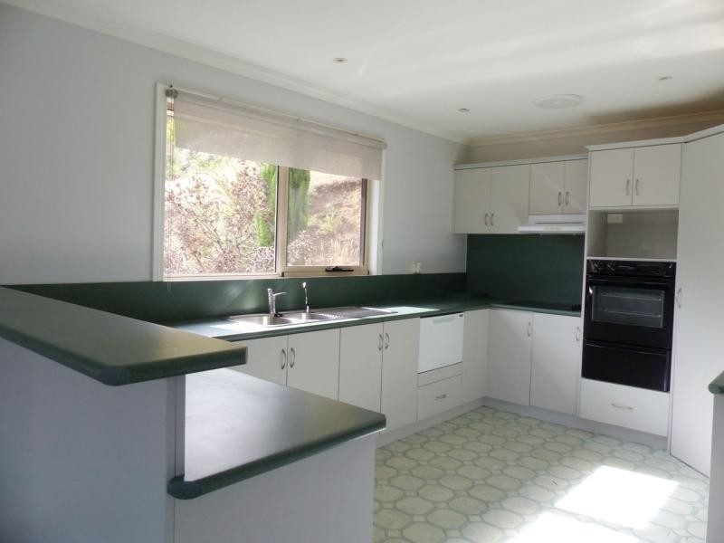 17 Barra Road, Deloraine TAS 7304