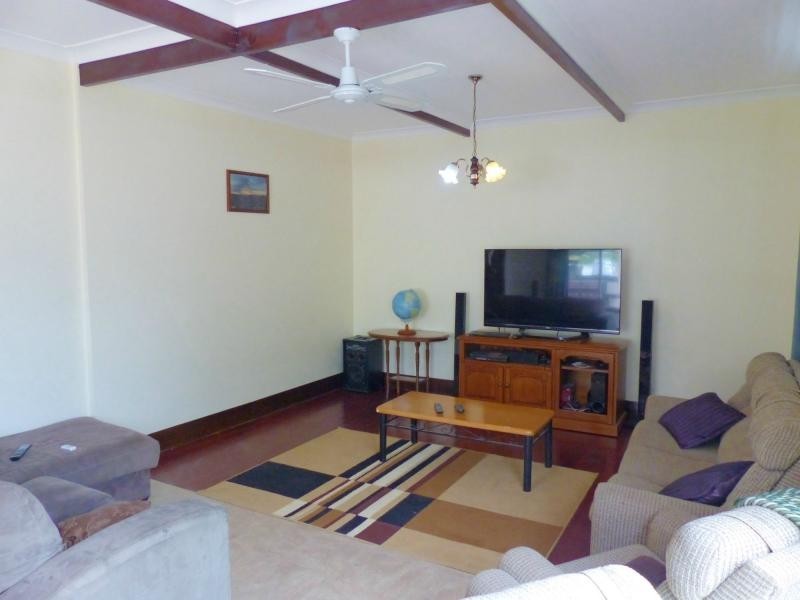 42 West Barrack Street, Deloraine TAS 7304