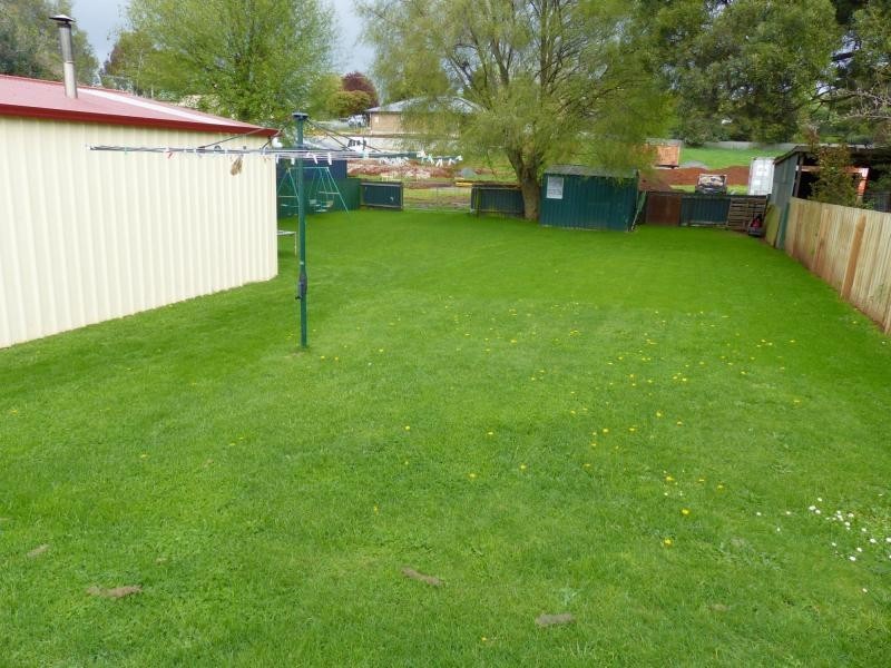 42 West Barrack Street, Deloraine TAS 7304