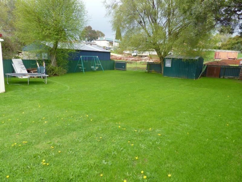 42 West Barrack Street, Deloraine TAS 7304