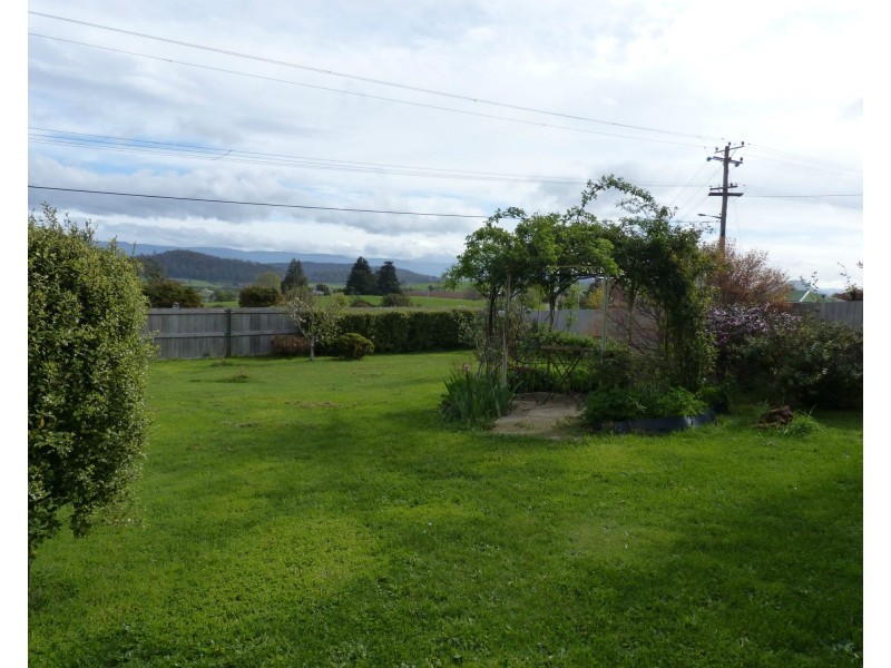 131 Emu Bay Road, Deloraine TAS 7304