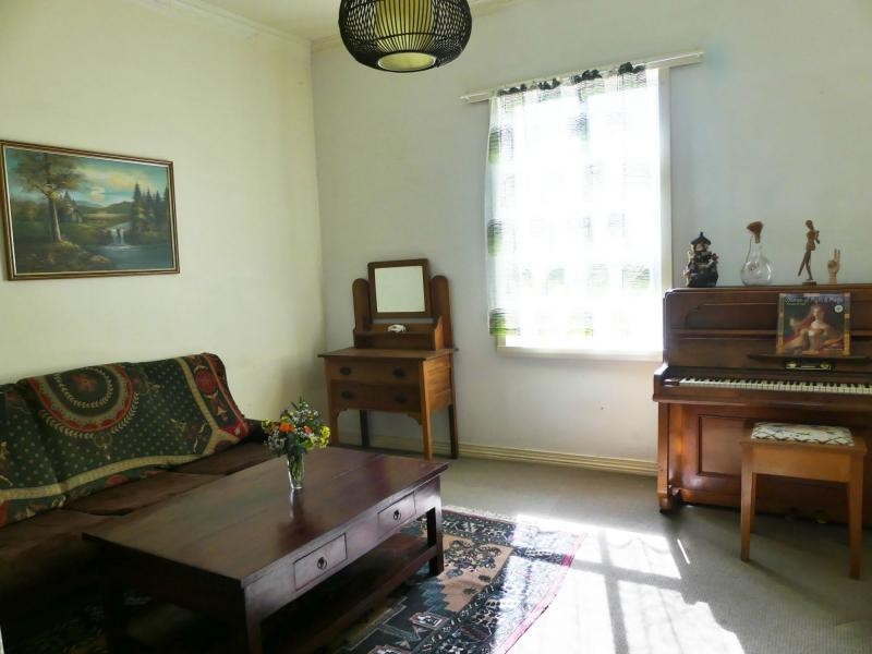 34 West Barrack Street, Deloraine TAS 7304