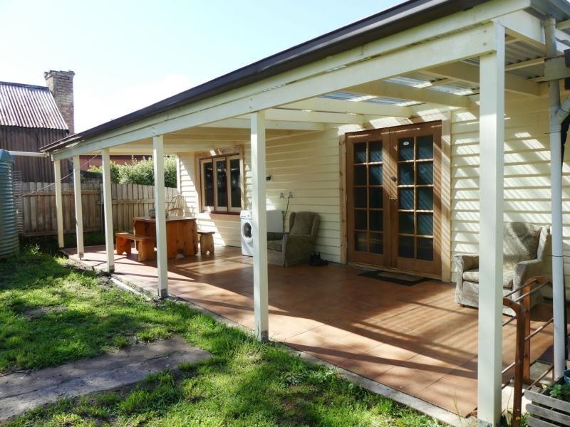 34 West Barrack Street, Deloraine TAS 7304