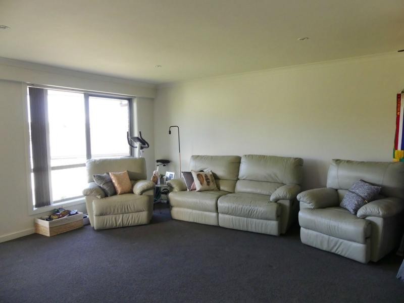 4 Carl Court, Deloraine TAS 7304