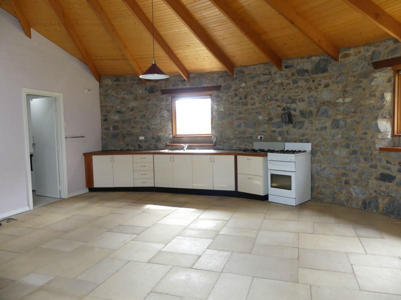 Golden Valley TAS 7304