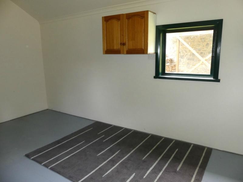 Golden Valley TAS 7304