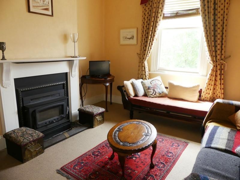 6 Railway Street, Deloraine TAS 7304