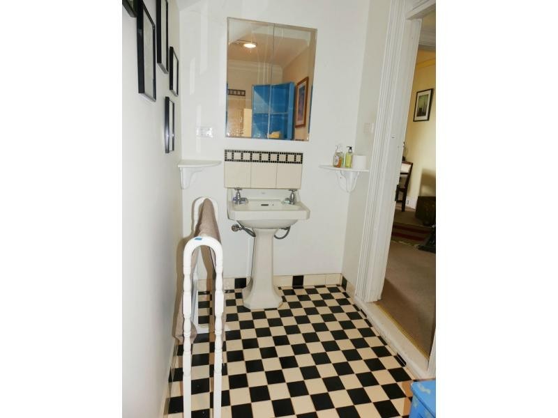 6 Railway Street, Deloraine TAS 7304