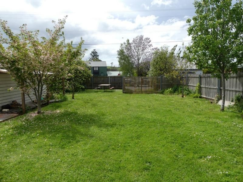 6 Railway Street, Deloraine TAS 7304