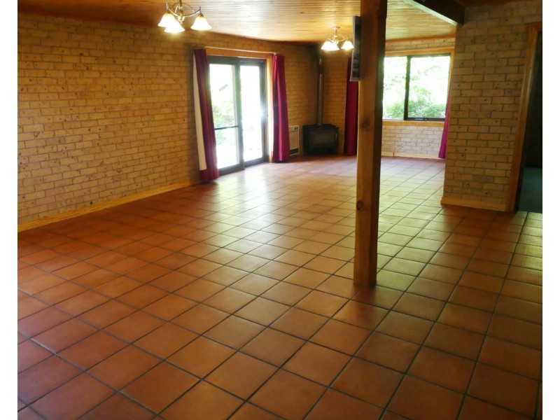 5988 Bass Highway, Elizabeth Town TAS 7304