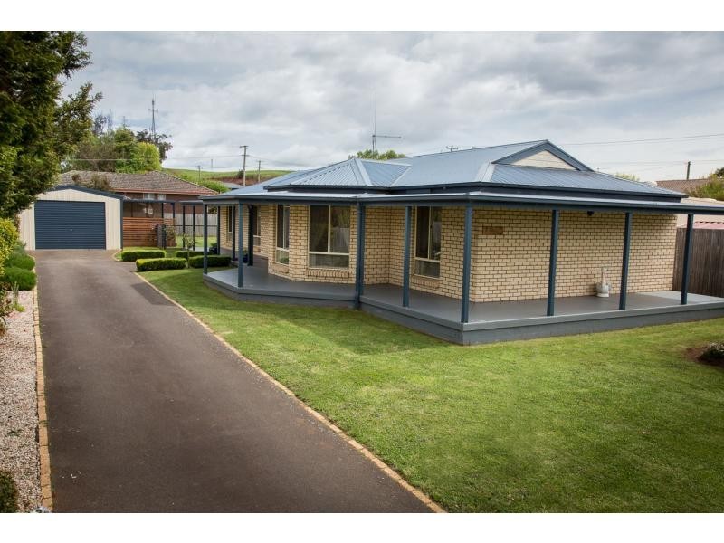 3 Kaye Elizabeth Place, Deloraine TAS 7304