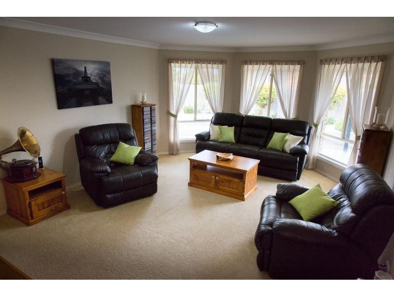 3 Kaye Elizabeth Place, Deloraine TAS 7304