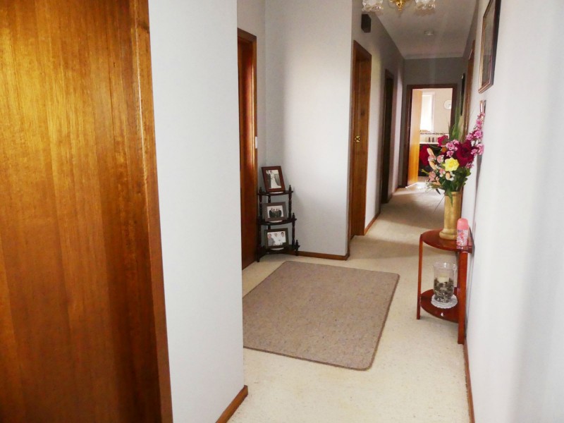 79-81 Westbury Place, Deloraine TAS 7304