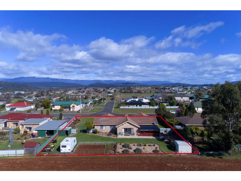 79-81 Westbury Place, Deloraine TAS 7304