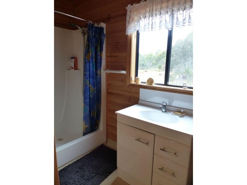 Reedy Marsh TAS 7304