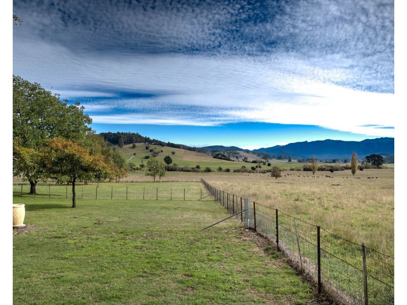 54 Caveside Road, Mole Creek TAS 7304