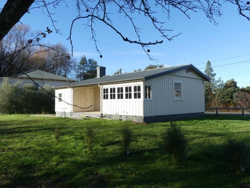 3 West Parade, Deloraine TAS 7304