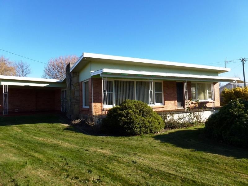8 Caveside Road, Mole Creek TAS 7304