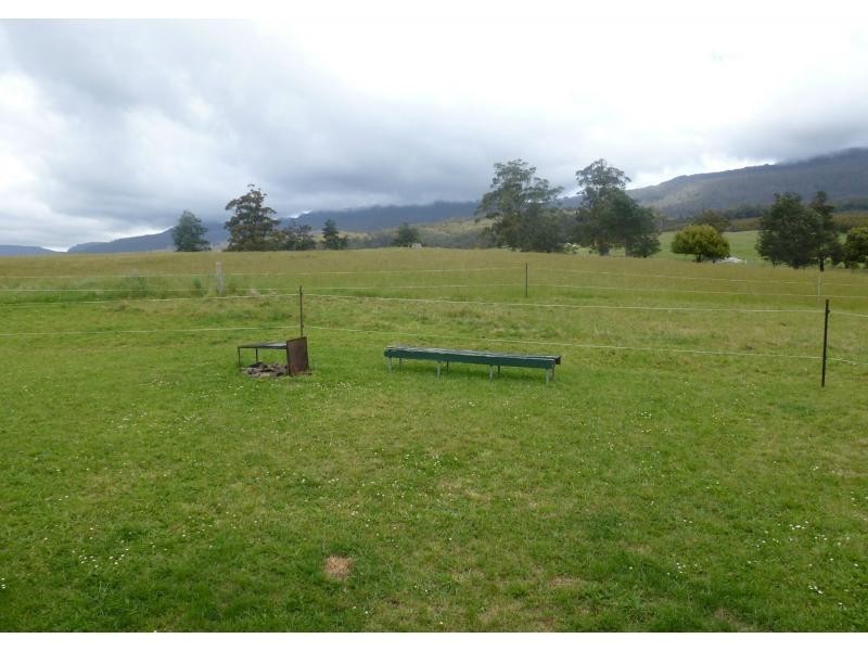 15 Blairs Road, Mole Creek TAS 7304