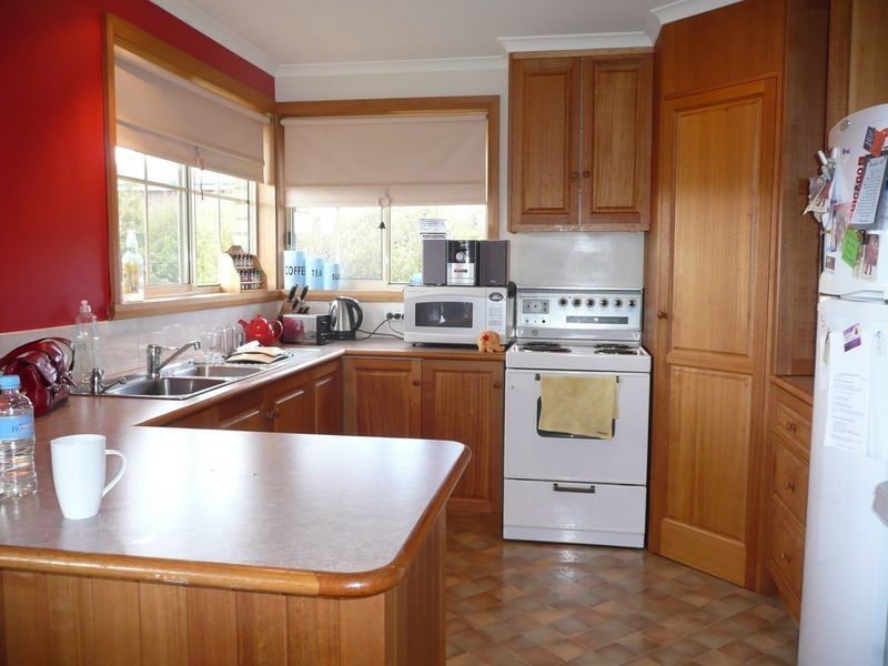 2/9 Gleadow Street, Deloraine TAS 7304