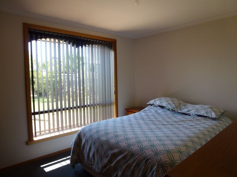 24 East Barrack Street, Deloraine TAS 7304