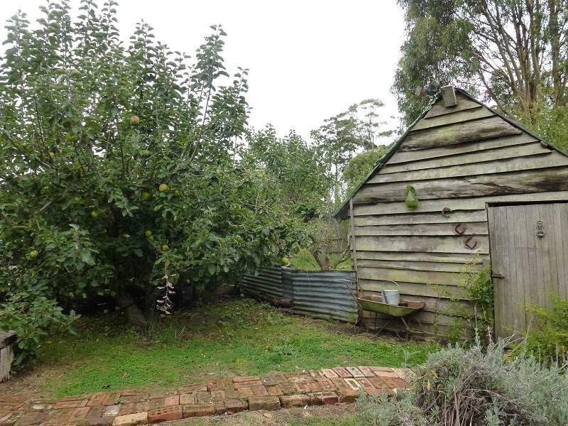 13504 Highland Lakes Road, Deloraine TAS 7304