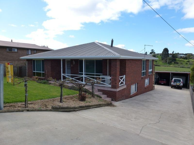 63 West Church Street, Deloraine TAS 7304