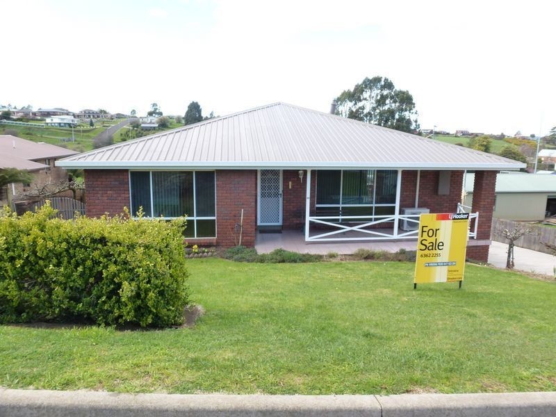63 West Church Street, Deloraine TAS 7304