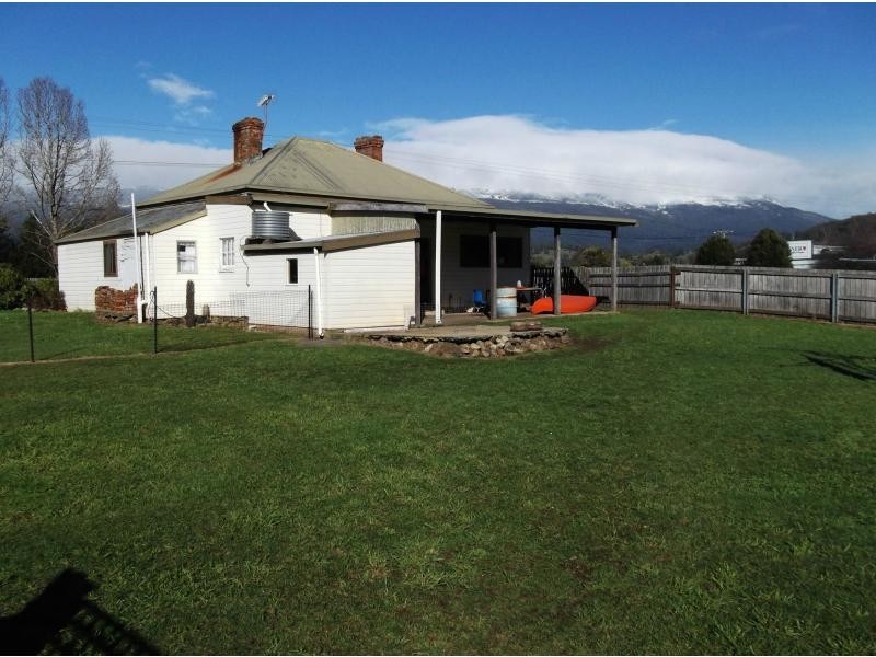 42 Pioneer Drive, Mole Creek TAS 7304
