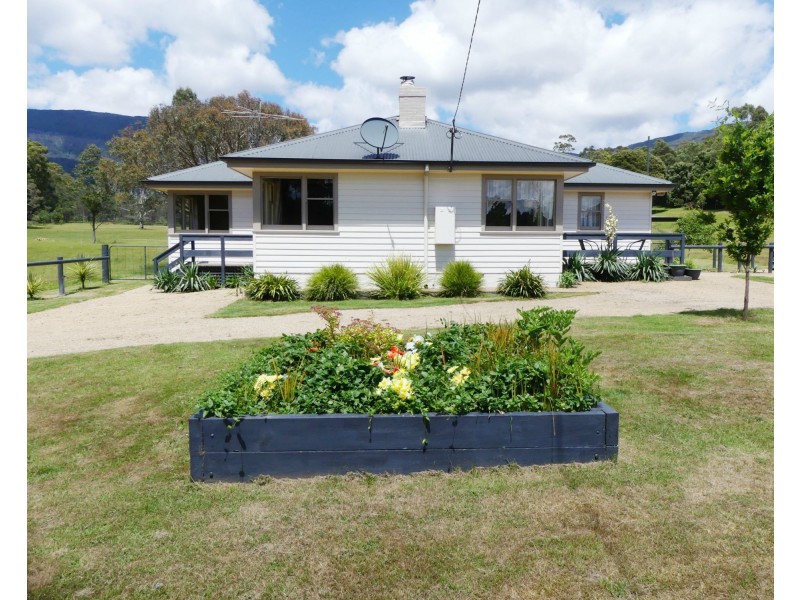 74 Cunninghams Road, Western Creek TAS 7304
